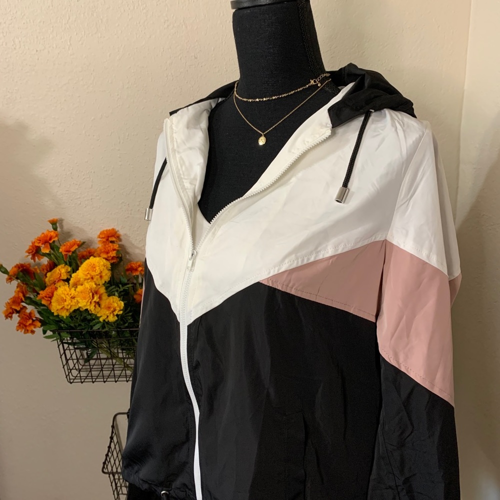 Windbreaker - Picture 2 of 3